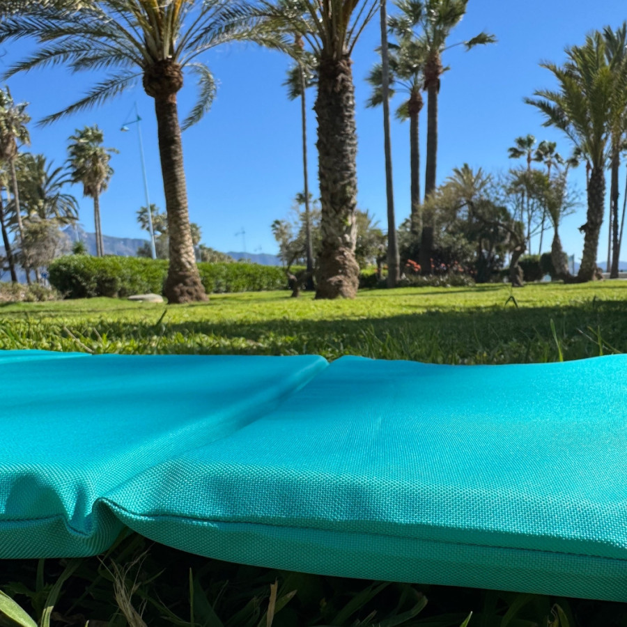 Wygodna mata na plażę – relaks bez dyskomfortu!